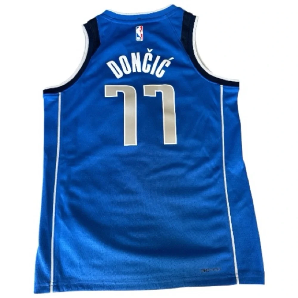 Nike NBA Licensed Dallas Mavericks Luka Dončić Jersey NWT S, M, L, XL Youth